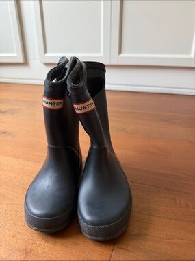 HUNTER BOOTS / Navy Pull-On Rain Boots / Uk 8 / US 9